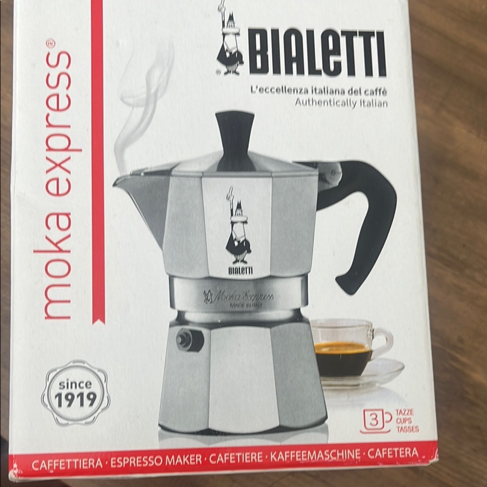 Bialetti Moka Express Espresso Maker